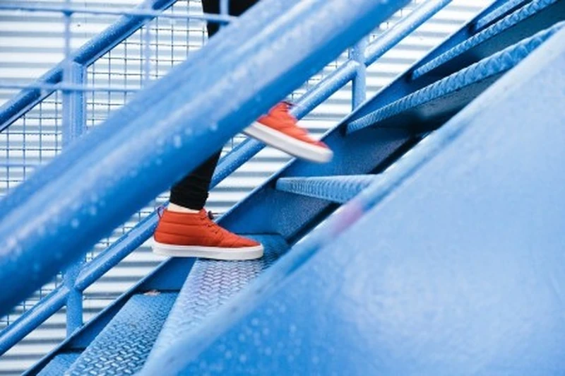 A step-by-step guide to creating an E-E-A-T content framework for your blog team